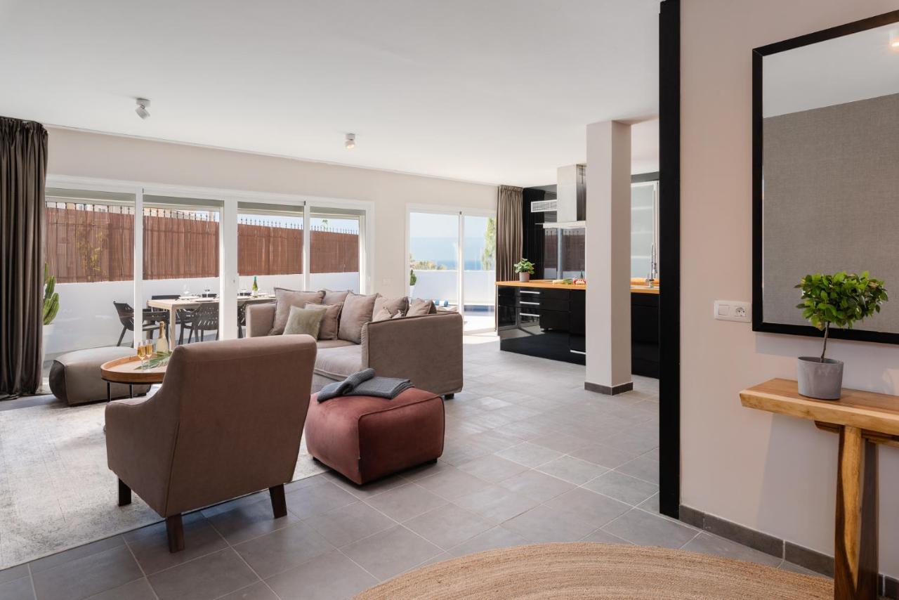 Luxury Villa Callao With Private Heated Pool Free Car Rental In May And June กาเยาซัลวาเค ภายนอก รูปภาพ